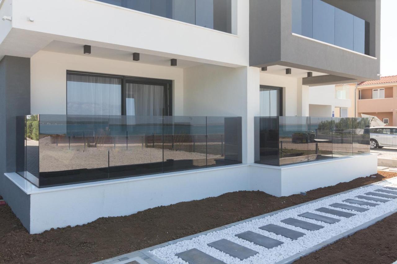 Luxury Beachfront Villa Crystal Aenona - By Ta Leut Agency Нин Экстерьер фото